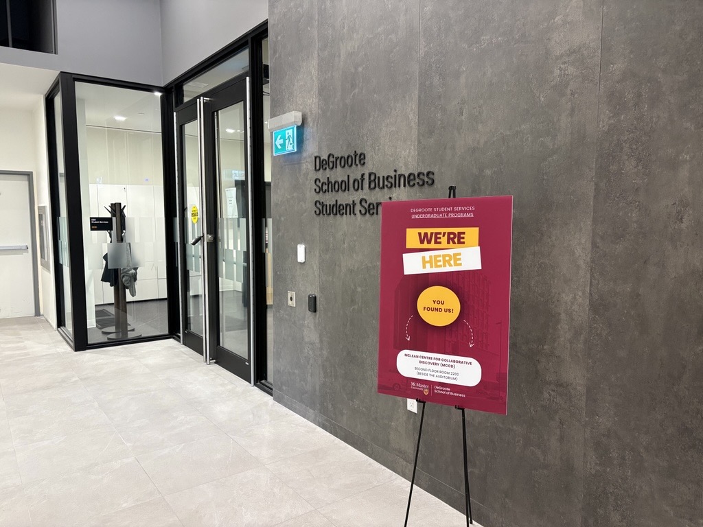 The entrance of the student services office.